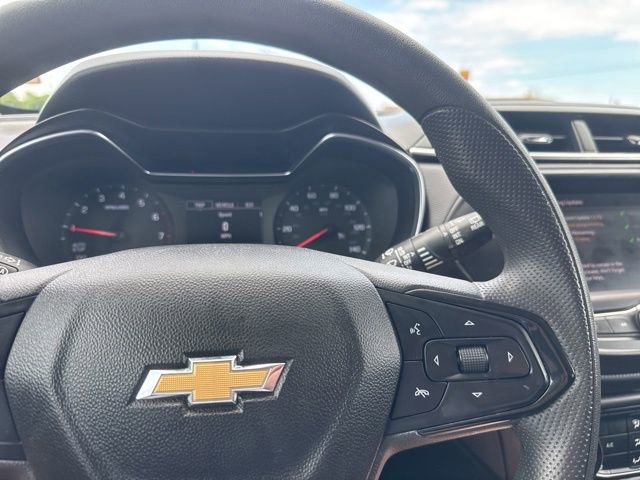 Used 2022 Chevrolet TrailBlazer LT w/ Driver Confidence Package AWD/4WD image 13
