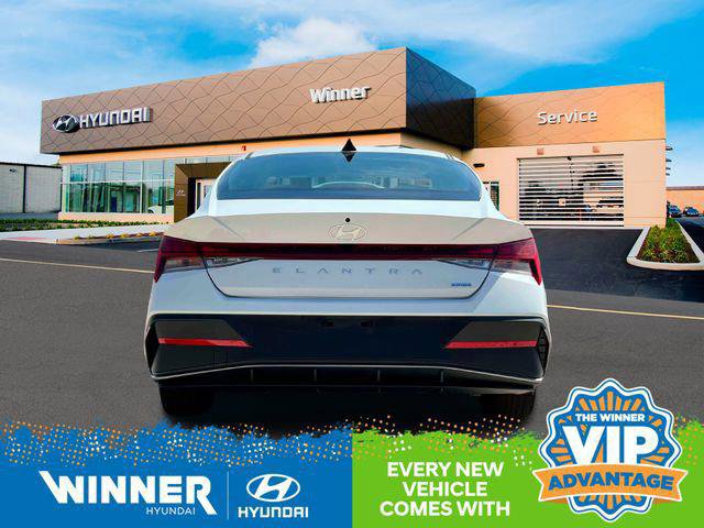 New 2025 Hyundai Elantra Blue image 6