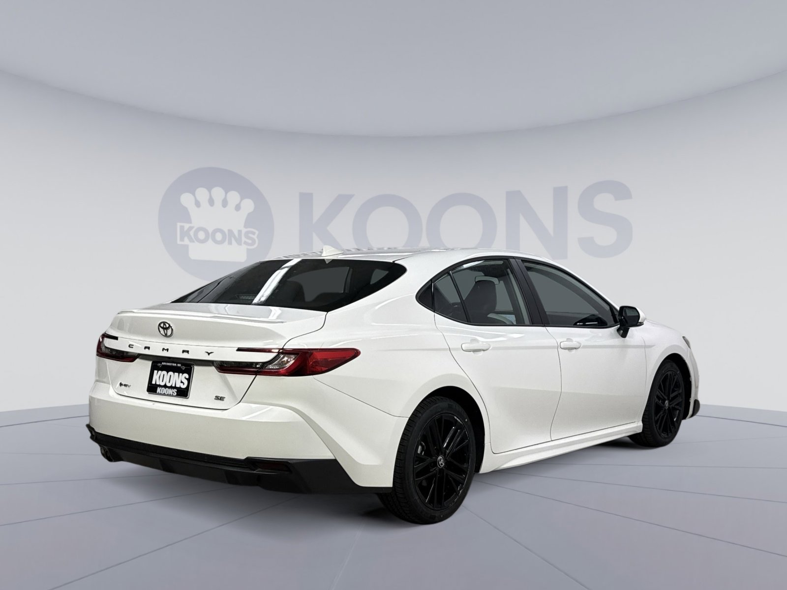 Used 2025 Toyota Camry SE FWD image 20
