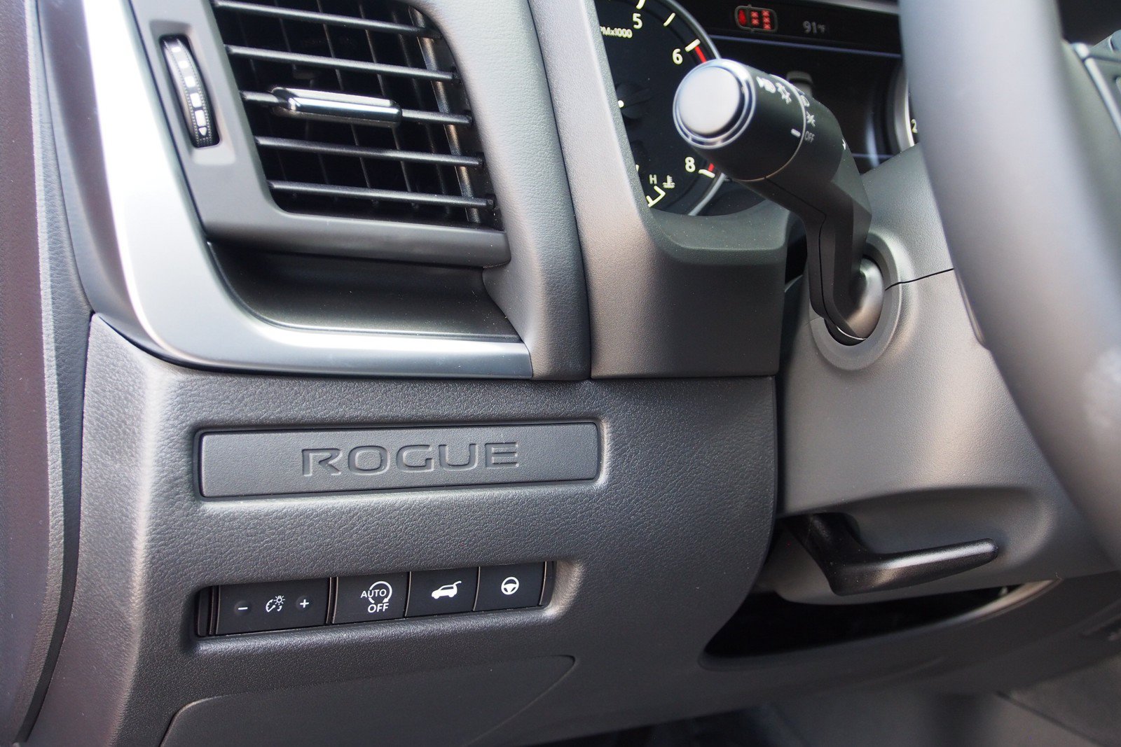 New 2026 Nissan Rogue Dark Armor FWD image 20