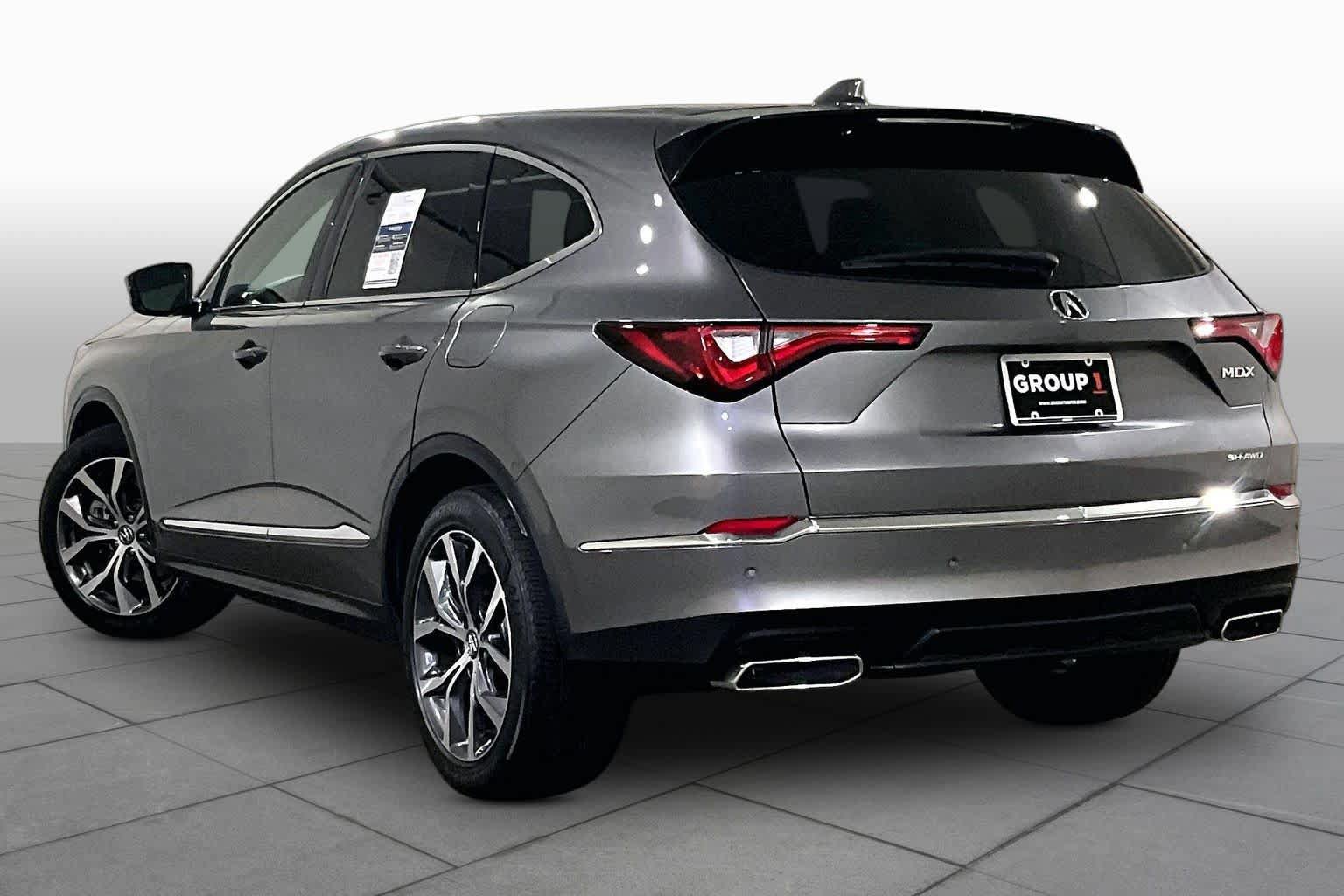 Used 2022 Acura MDX SH-AWD w/ Technology Package image 11