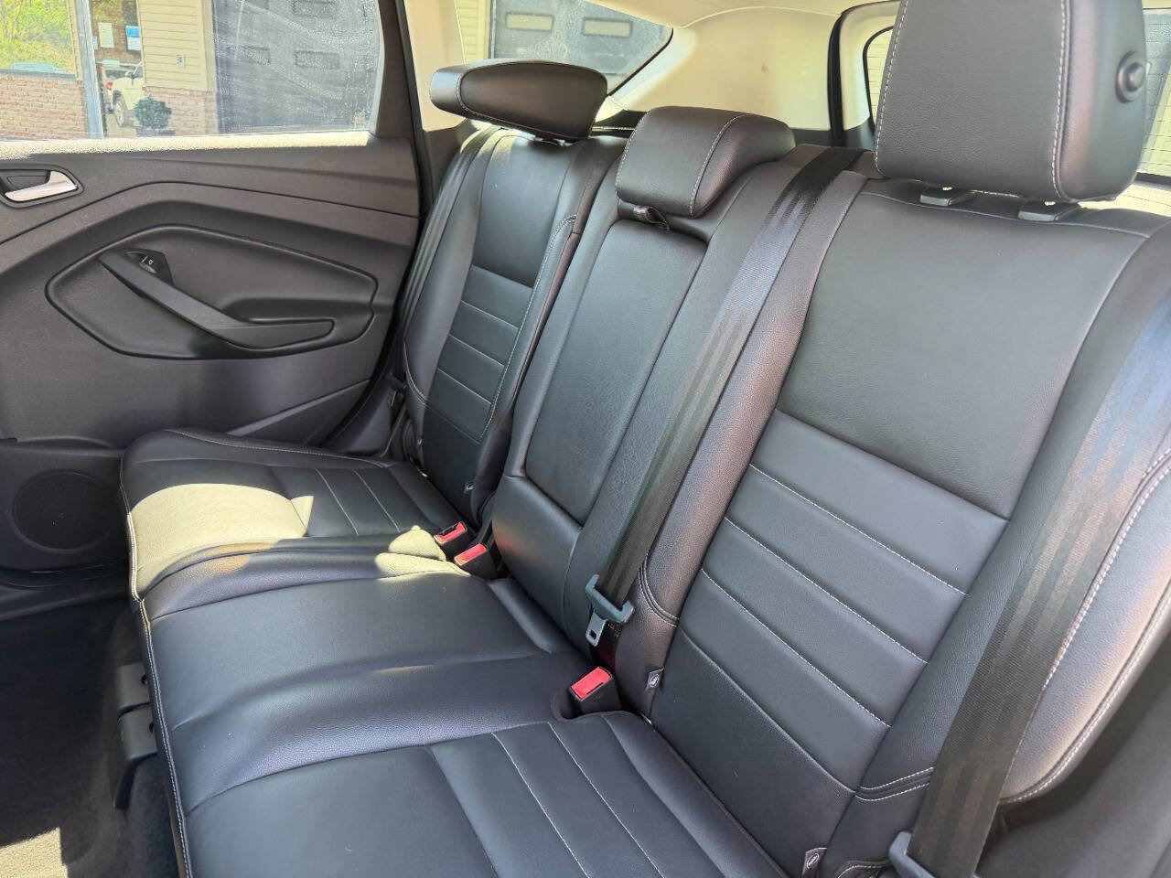 Used 2016 Ford Escape Titanium w/ Equipment Group 301A AWD/4WD image 32