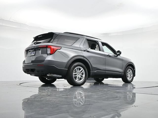 Used 2026 Ford Explorer Active RWD image 10
