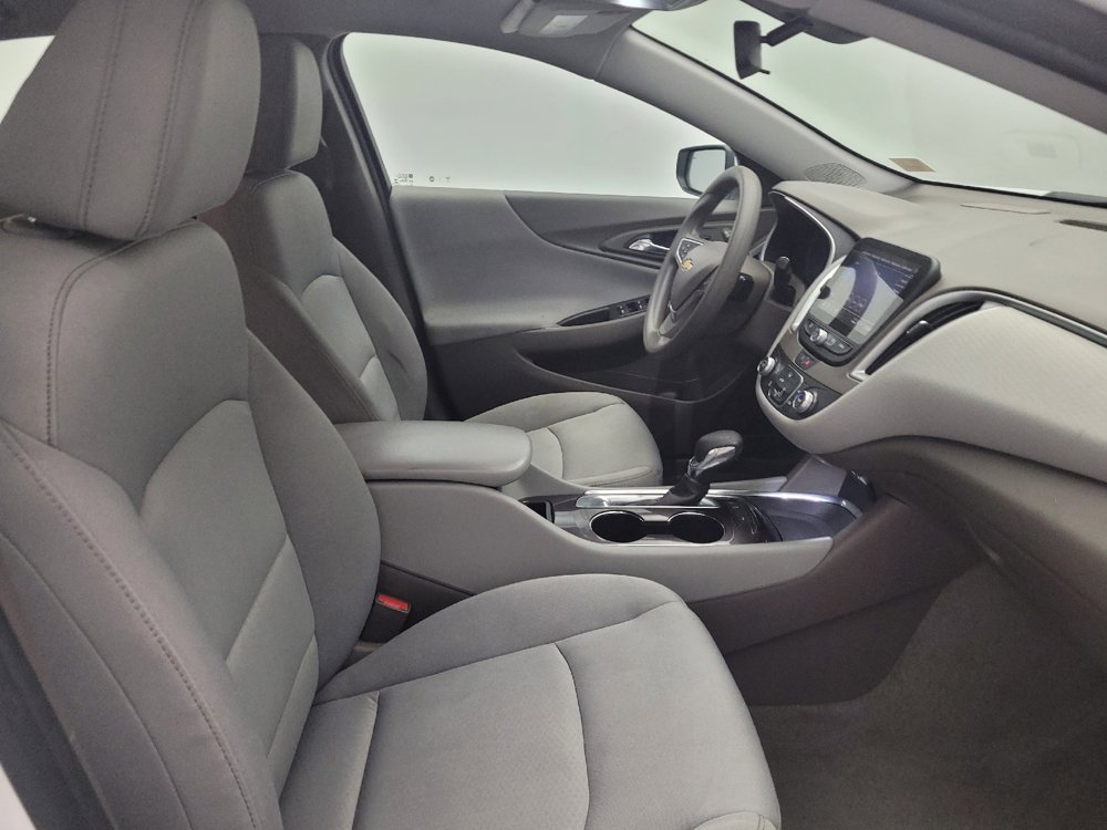 Used 2022 Chevrolet Malibu LS w/ Driver Confidence Package II FWD image 21