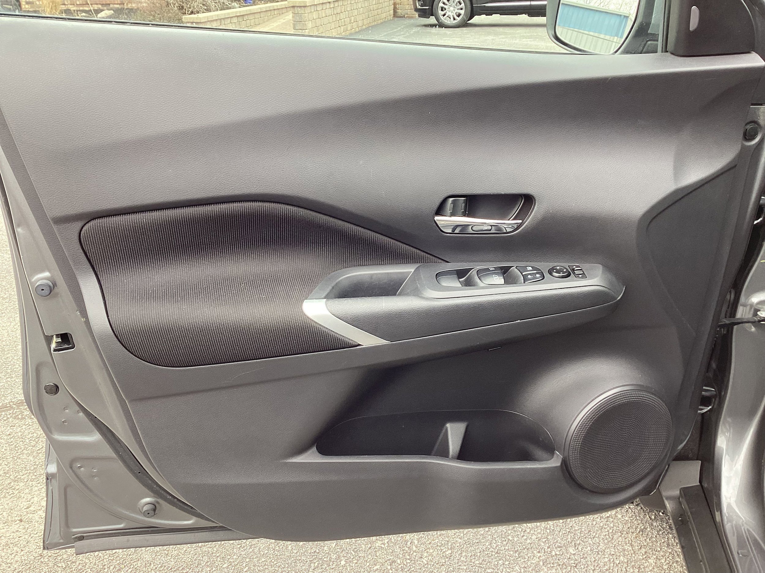 Used 2024 Nissan Kicks SV w/ Interior Electronics Package image 15