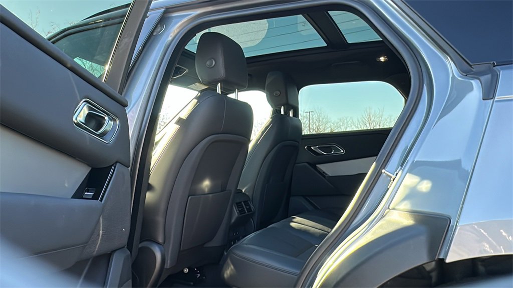 Certified 2025 Land Rover Range Rover Velar S image 21