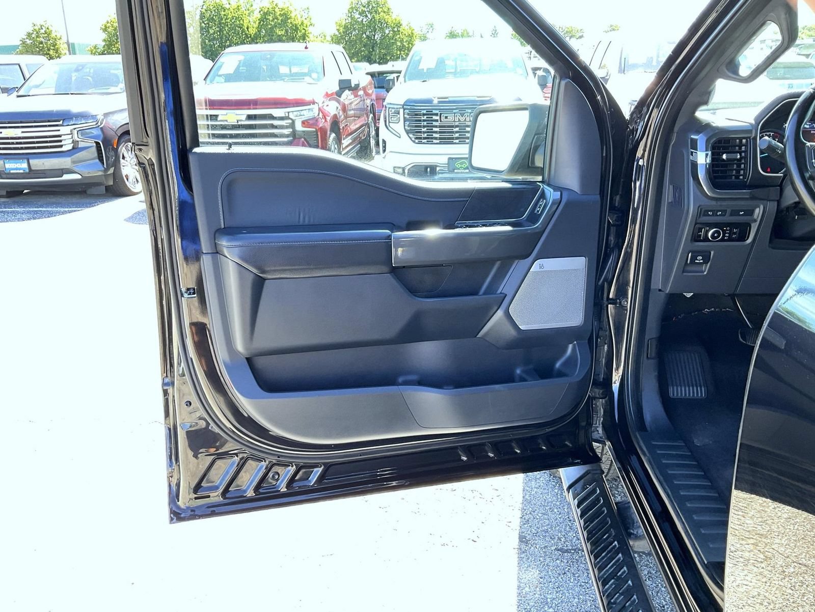 Used 2023 Ford F150 XLT w/ Equipment Group 302A High AWD/4WD image 9