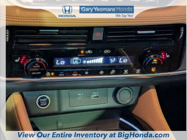 Used 2023 Nissan Rogue Platinum w/ Platinum Premium Package FWD image 22