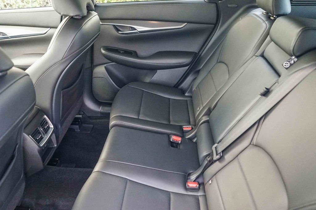 Certified 2023 INFINITI QX50 Luxe image 16