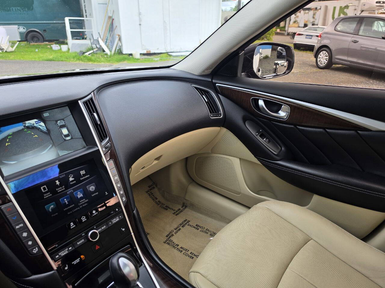 Used 2014 INFINITI Q50 Premium w/ Deluxe Touring Package AWD/4WD image 19