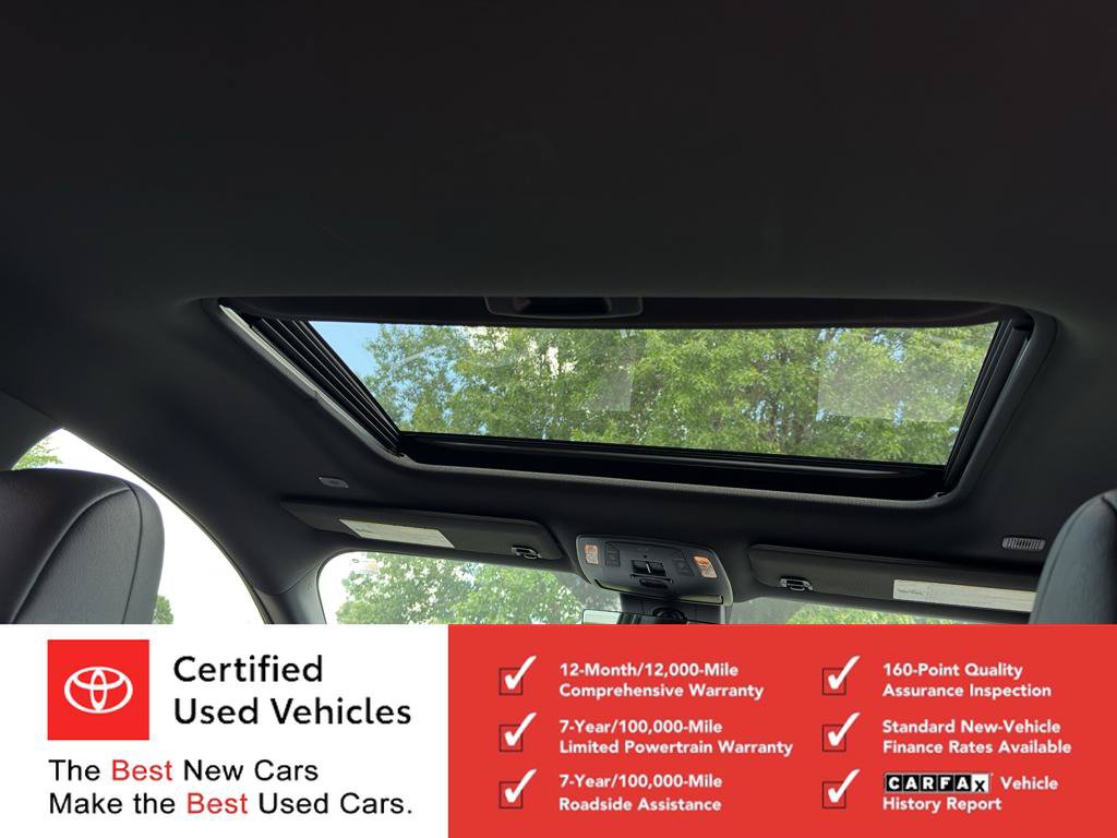 Certified 2026 Toyota Sienna Limited FWD image 19