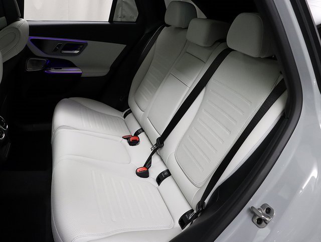 New 2026 Mercedes-Benz GLC 300 4MATIC image 12