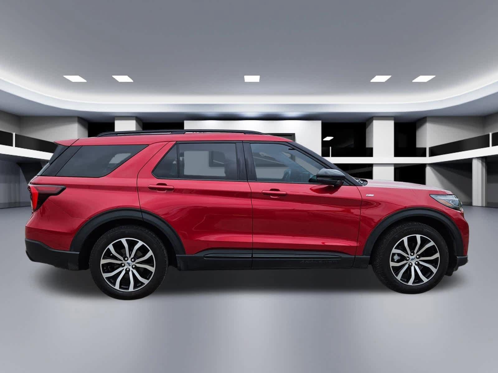 Used 2025 Ford Explorer ST-Line RWD image 7