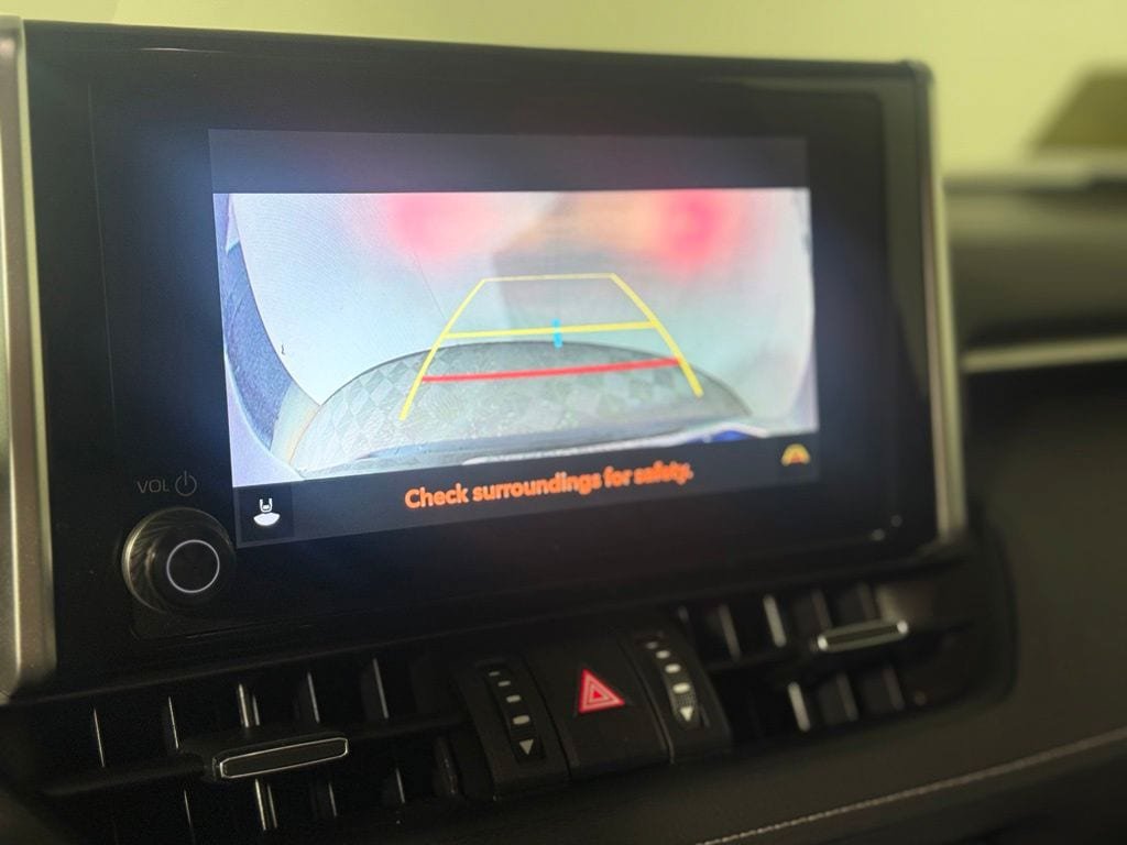 Used 2023 Toyota RAV4 XLE Premium AWD/4WD image 15