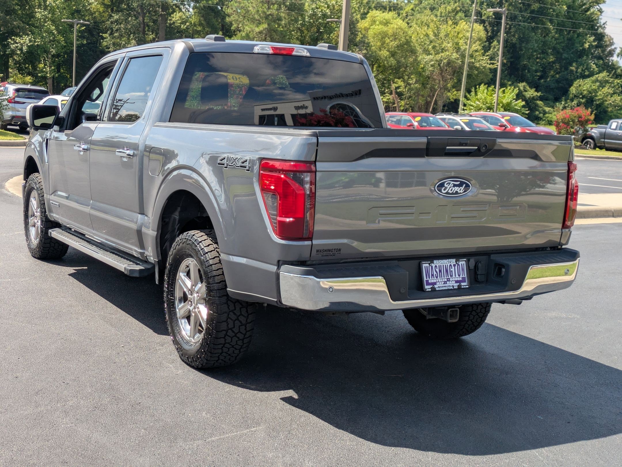 Used 2024 Ford F150 XLT w/ Mobile Office Package image 7