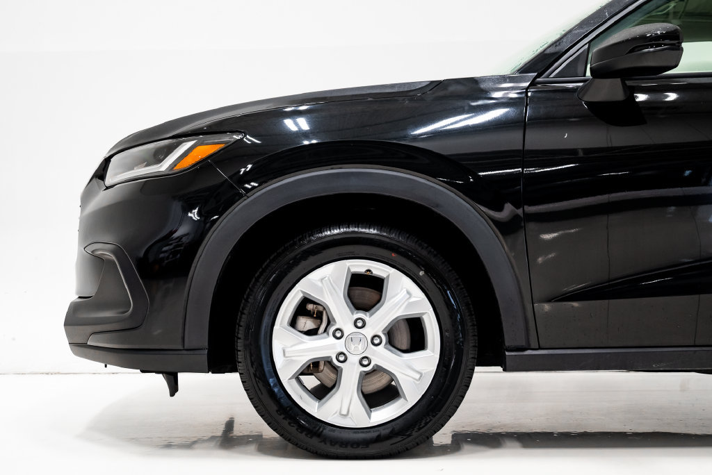 Used 2025 Honda HR-V LX image 31