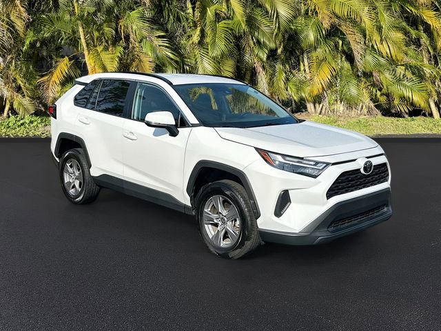 Used 2024 Toyota RAV4 XLE image 2