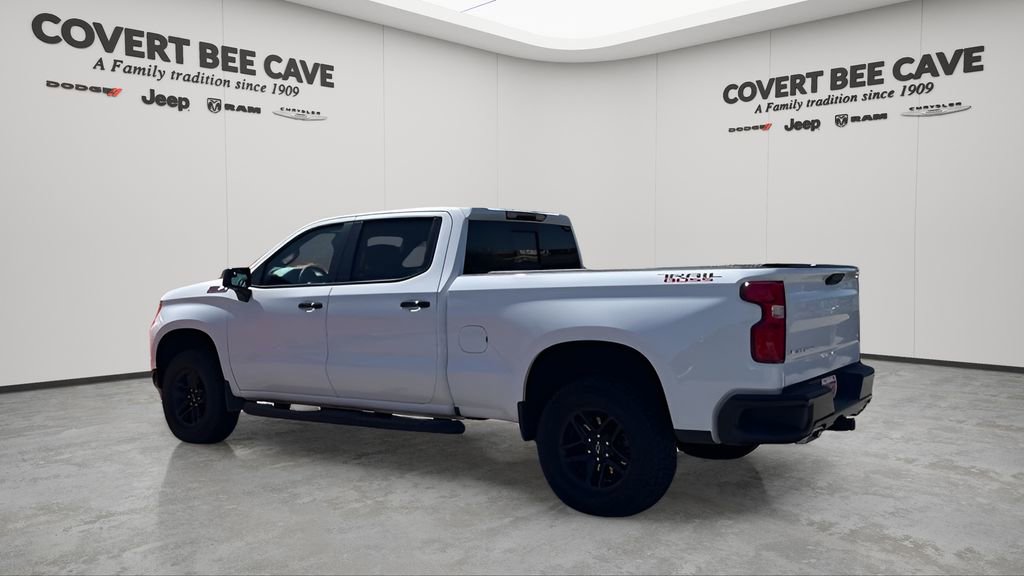 Used 2025 Chevrolet Silverado 1500 LT Trail Boss w/ Convenience Package II image 6
