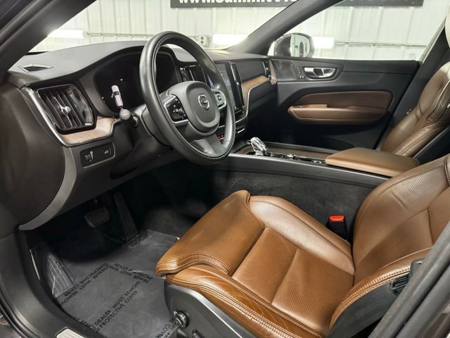 Used 2022 Volvo XC60 B6 Inscription w/ Advanced Package image 7