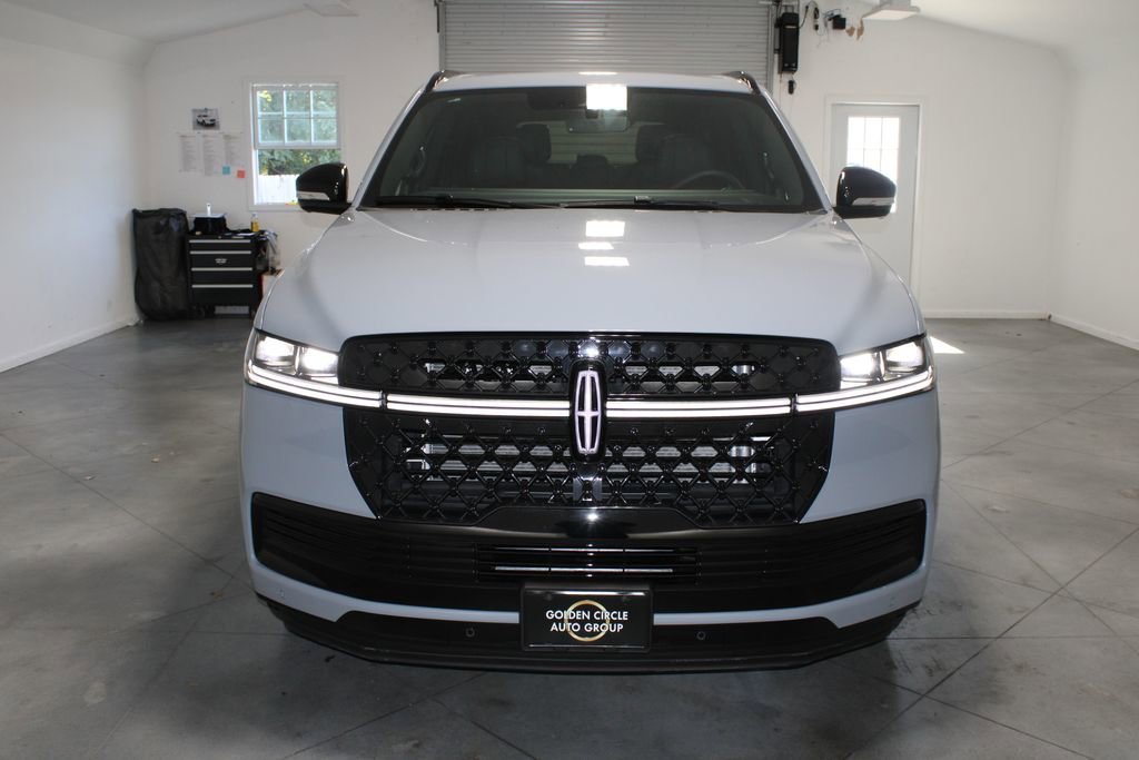 New 2025 Lincoln Navigator Reserve w/ Jet Appearance Package image 68