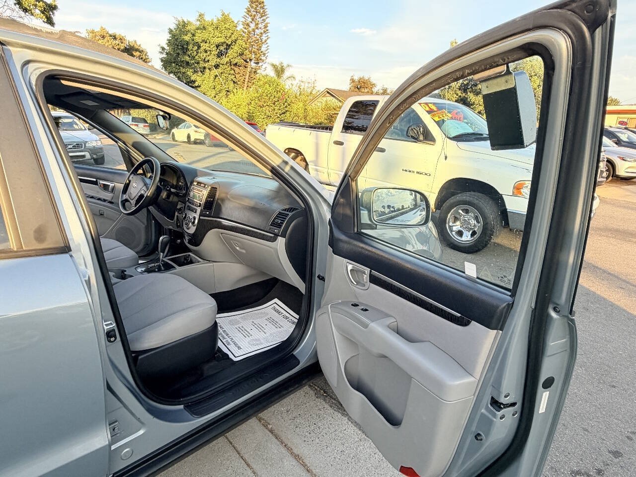 Used 2008 Hyundai Santa Fe GLS FWD image 16