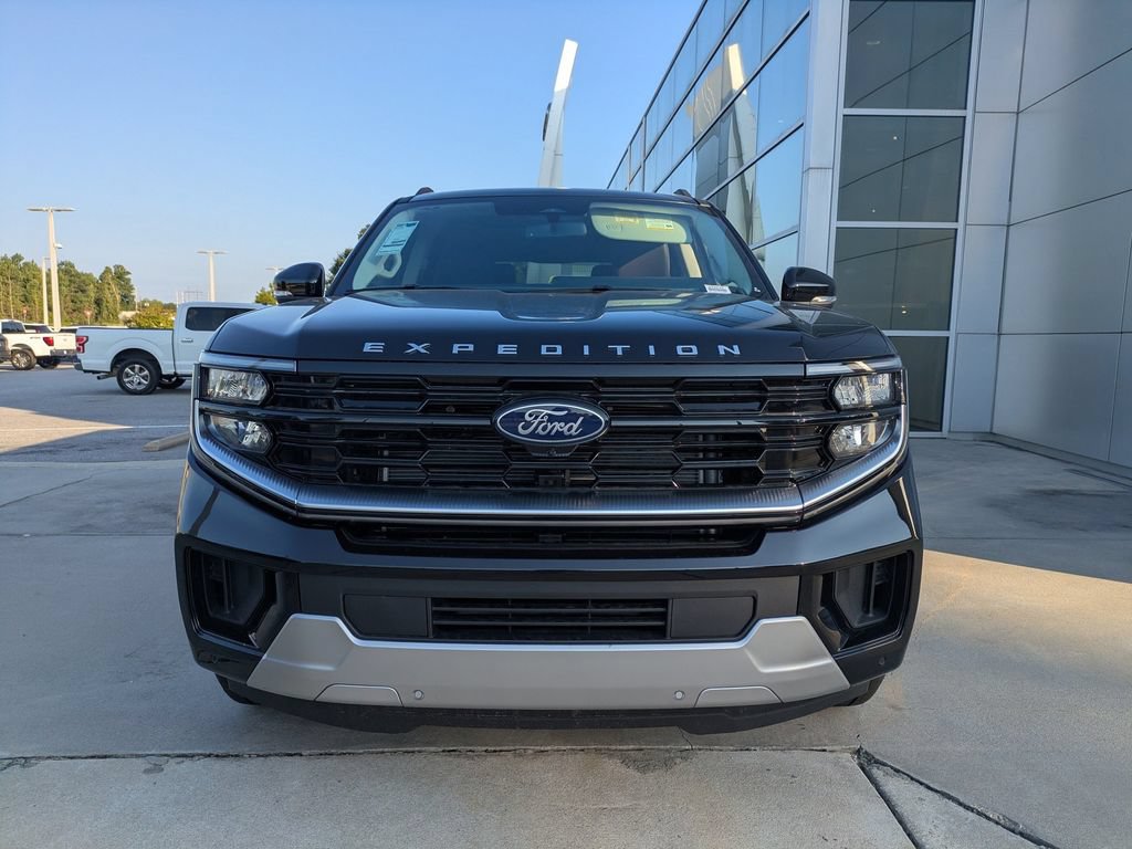 New 2026 Ford Expedition Platinum w/ Platinum Ultimate Package AWD/4WD image 8
