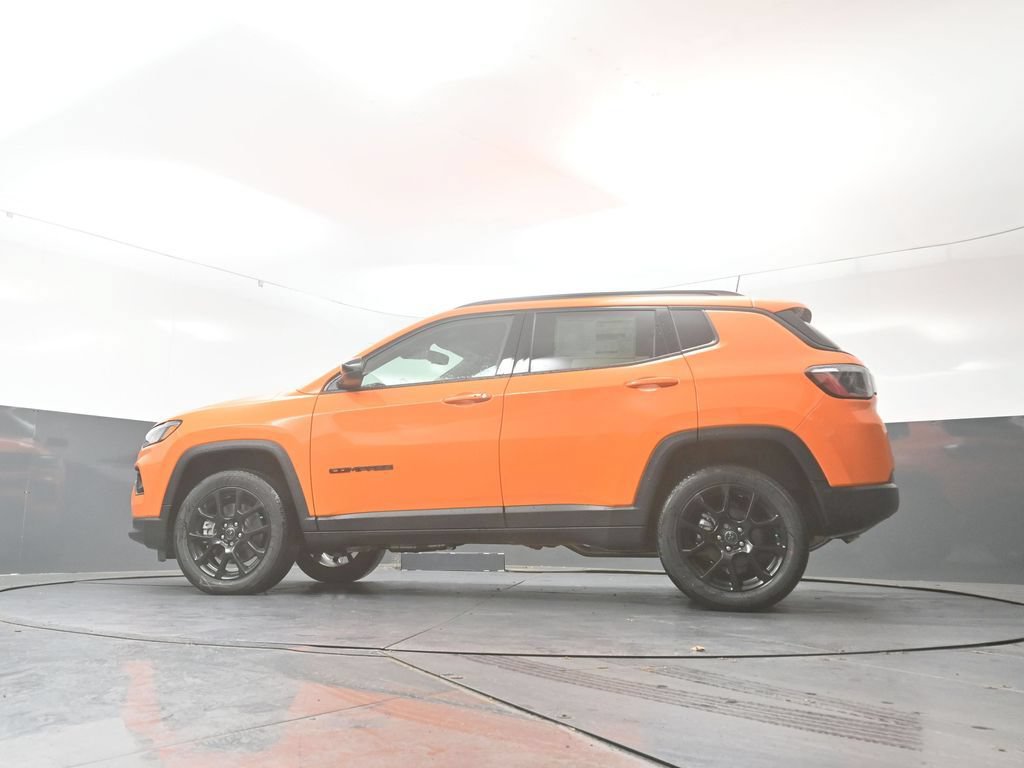 New 2026 Jeep Compass Latitude AWD/4WD image 41