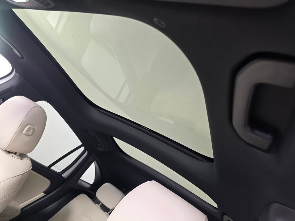 New 2026 Mercedes-Benz GLA 250 4MATIC image 9