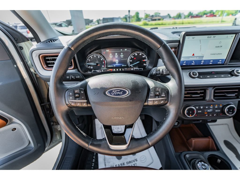 Used 2023 Ford Maverick Lariat w/ Lariat Luxury Package image 11