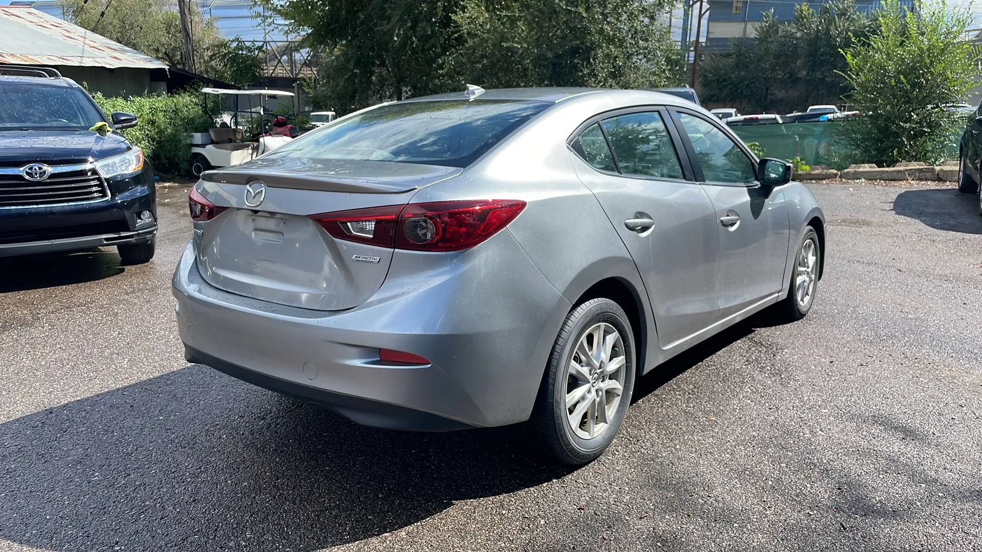 Used 2015 MAZDA MAZDA3 i Grand Touring FWD image 6