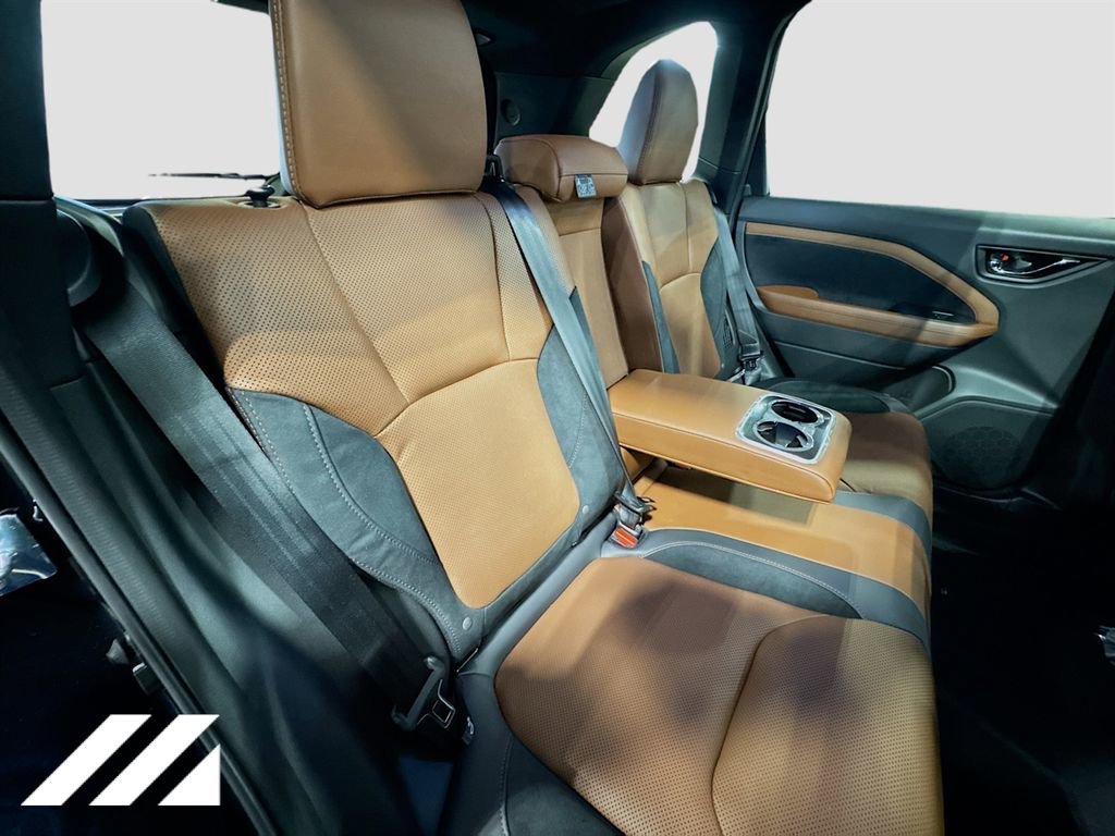 Used 2025 Subaru Forester Touring image 30
