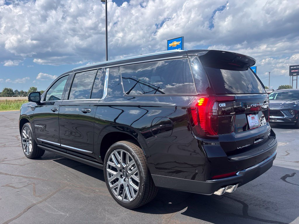 New 2026 GMC Yukon XL Denali Ultimate AWD/4WD image 4