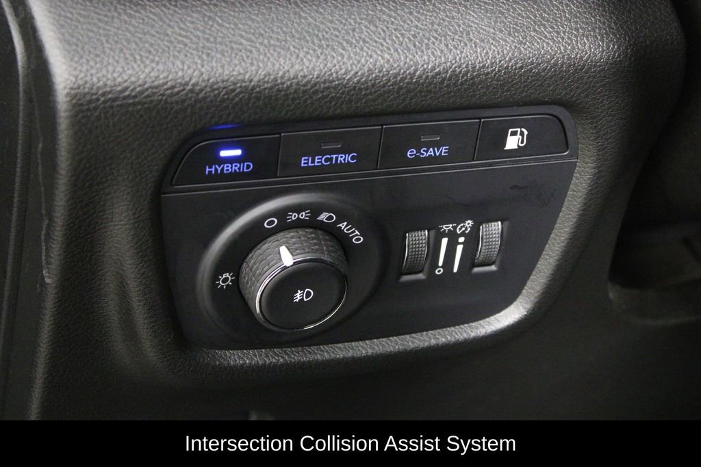 Used 2022 Jeep Grand Cherokee Trailhawk w/ Advanced Protech Group II image 20