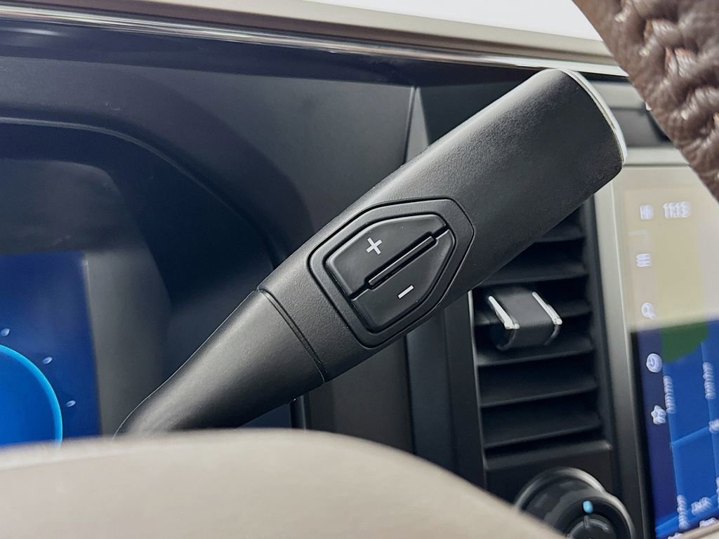 Used 2023 Ford F350 King Ranch image 21