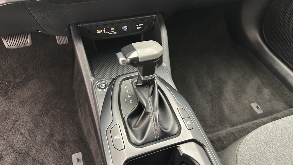Used 2025 Kia K4 FWD image 18