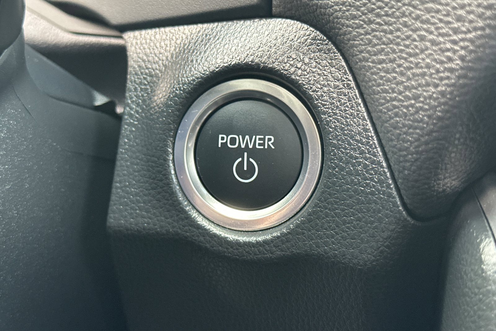 Certified 2025 Toyota RAV4 XSE image 28