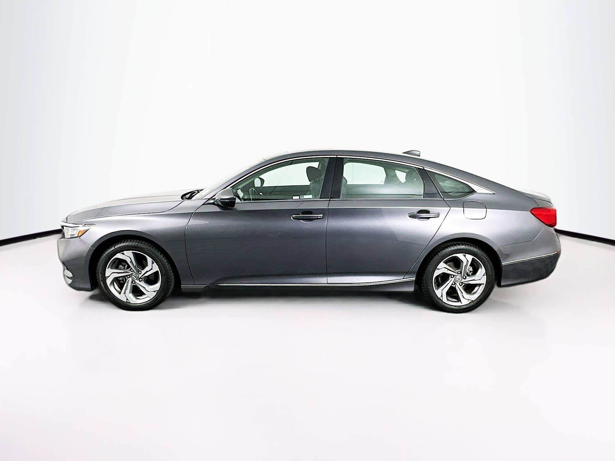 Used 2019 Honda Accord EX-L image 4