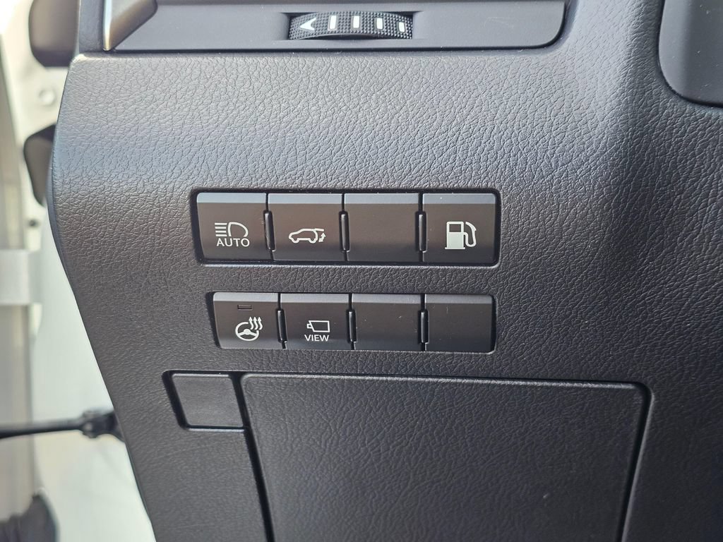 Used 2022 Lexus RX 450hL AWD w/ Premium Package image 26