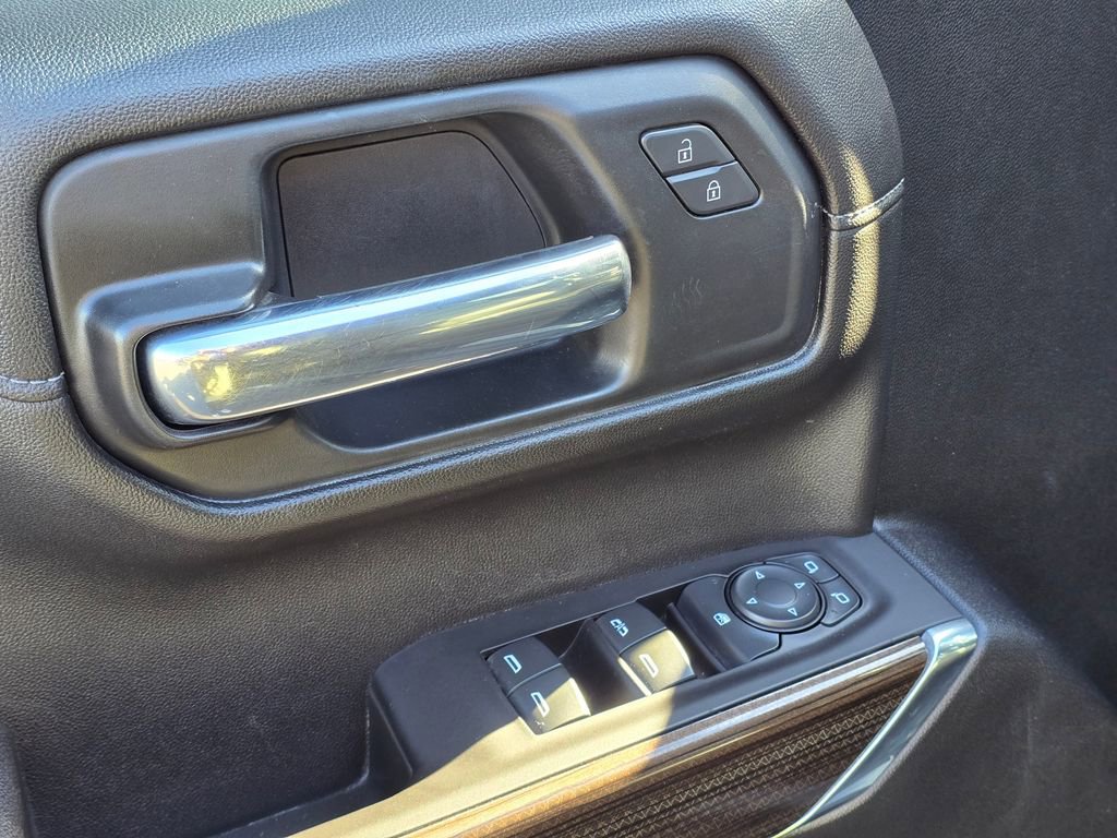 Used 2021 Chevrolet Silverado 1500 RST image 19