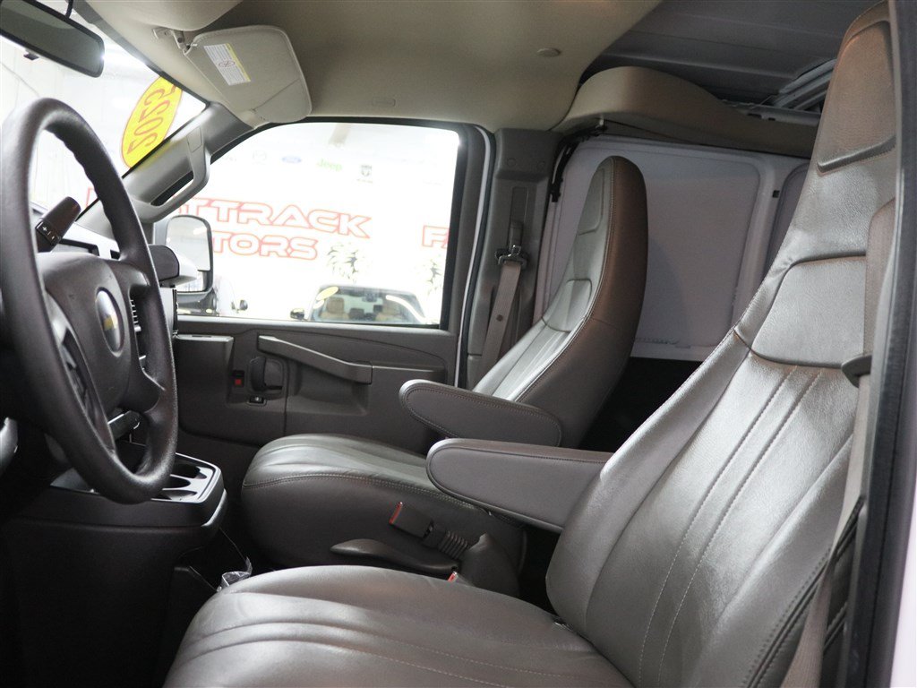 Used 2025 Chevrolet Express 2500 Extended w/ Driver Convenience Package RWD image 12