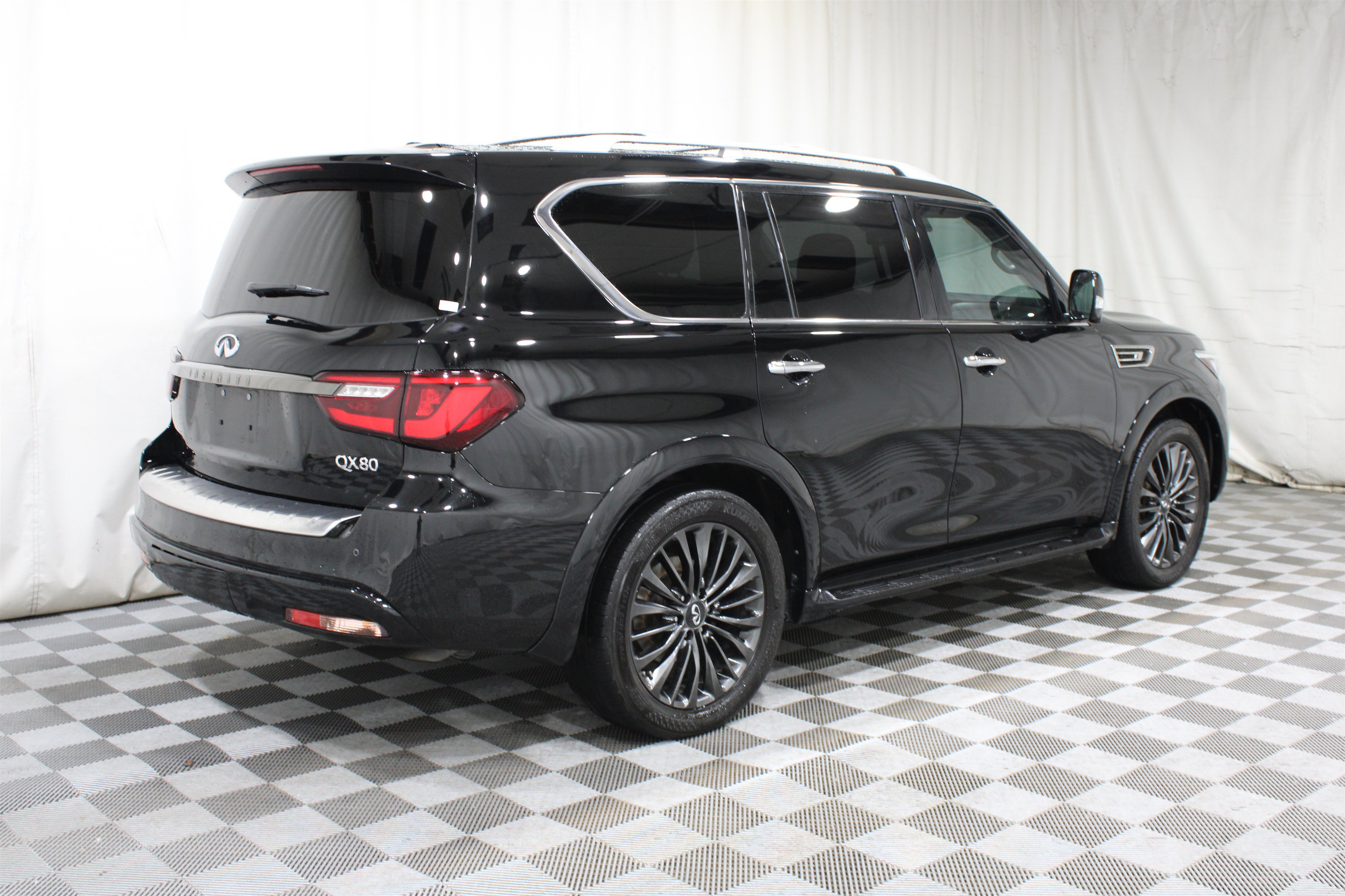 Used 2022 INFINITI QX80 Premium Select w/ All-Season Package RWD image 37