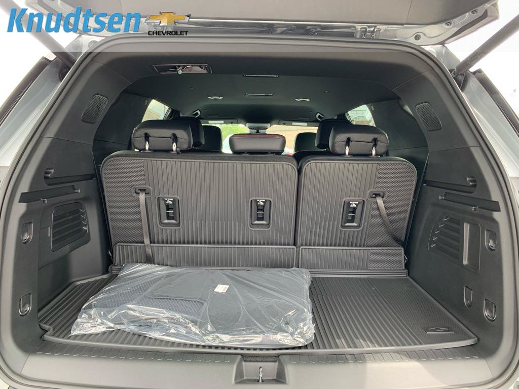 New 2026 Chevrolet Traverse Z71 w/ Enhanced Driving Package AWD/4WD image 16