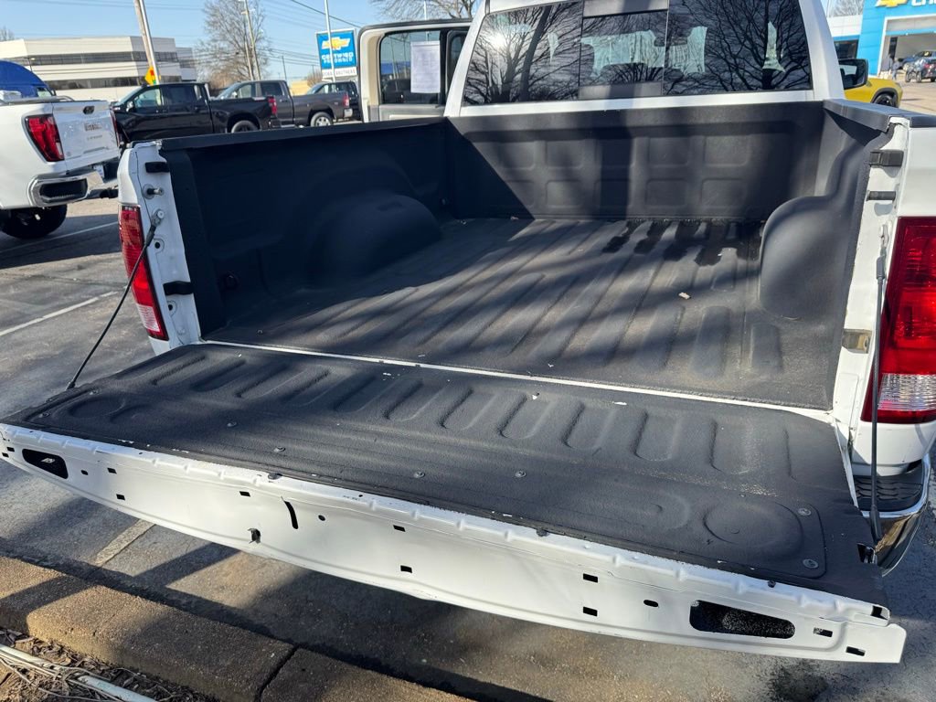 Used 2019 RAM 1500 Classic SLT image 37