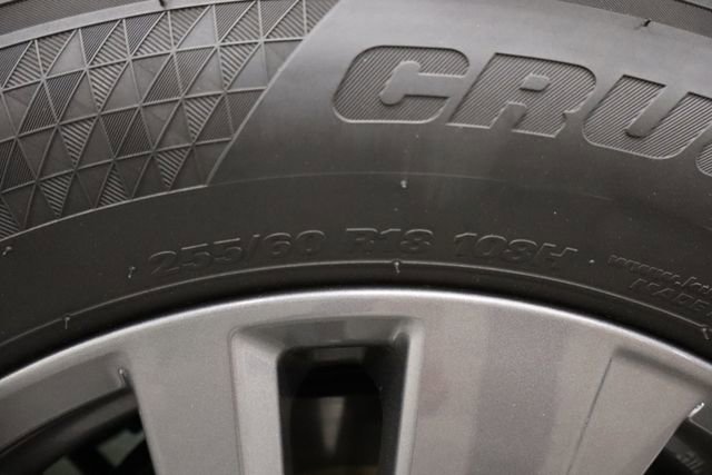 Used 2024 Nissan Pathfinder SV image 36