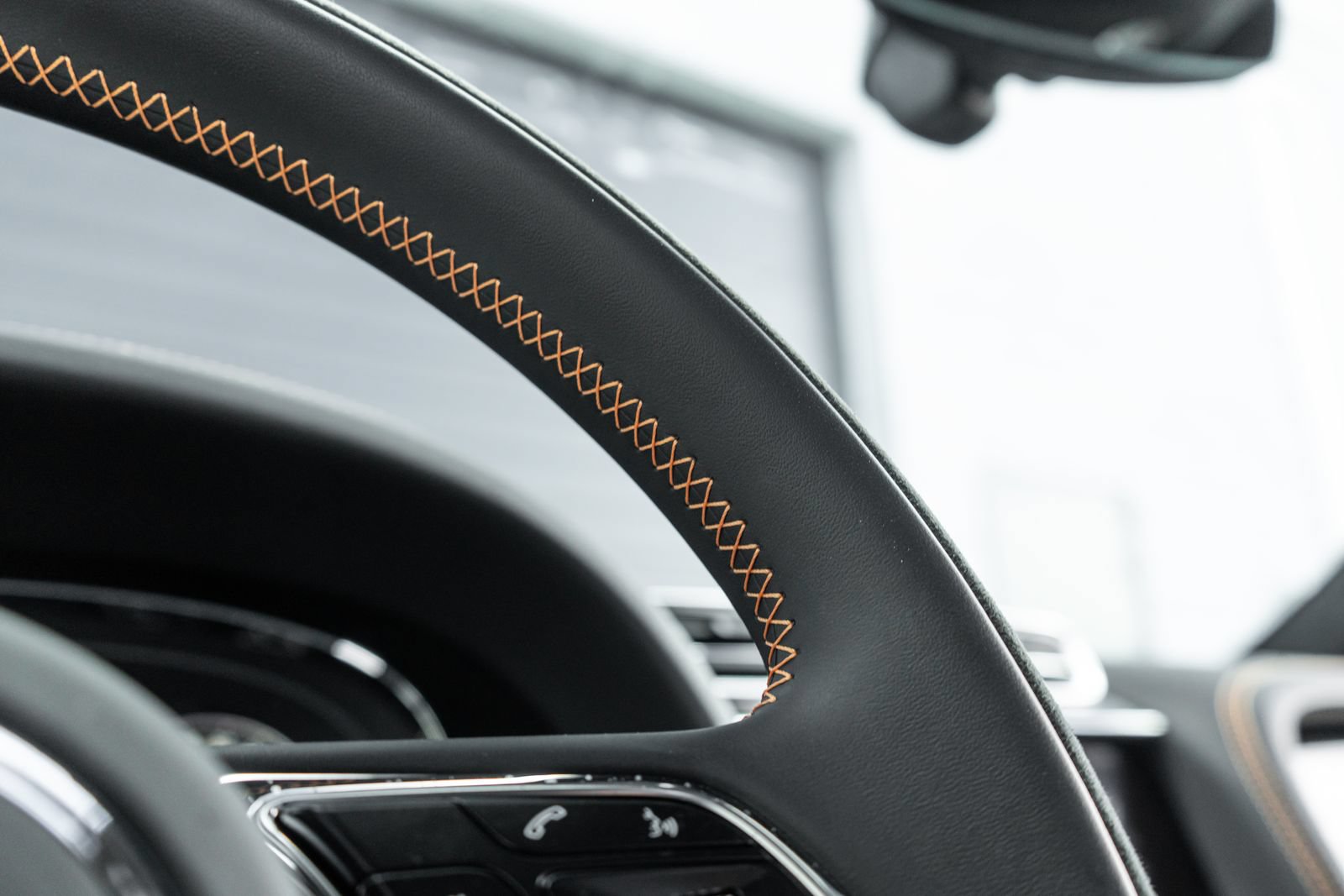 Certified 2026 Bentley Bentayga Speed AWD/4WD image 32