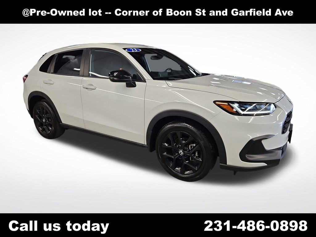 Used 2023 Honda HR-V Sport image 7