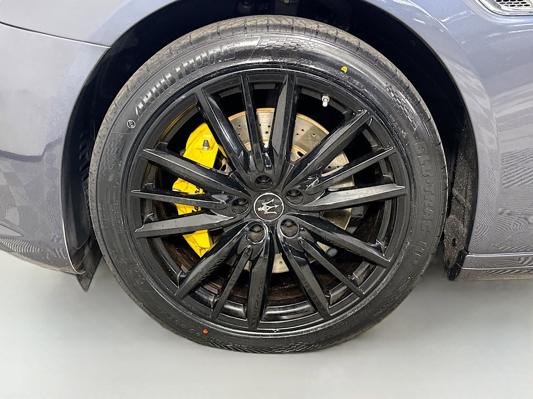 Used 2022 Maserati Quattroporte Modena Q4 image 38