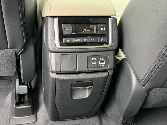 New 2026 Subaru Ascent Limited AWD/4WD image 13
