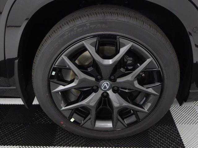 New 2026 Lexus TX 500h AWD w/ Technology Package image 9