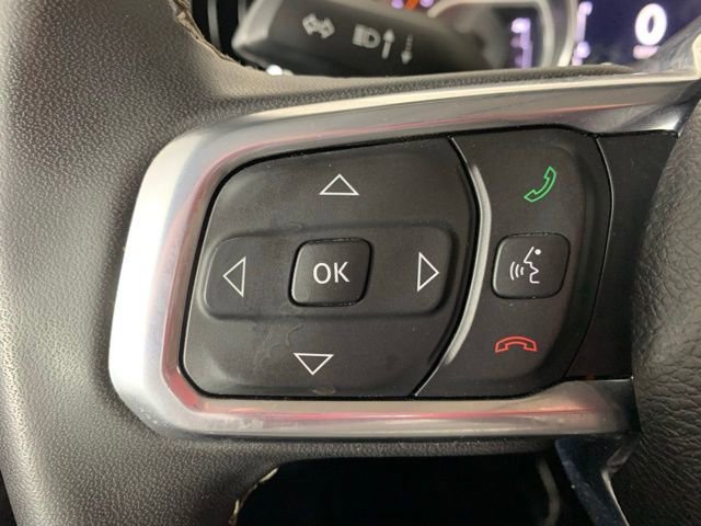 Used 2023 Jeep Wrangler Sahara image 18